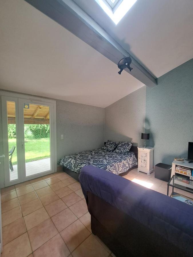 Studio Avec Jardin A 5 Min Du Parc Walibi Roquefort  Exterior foto